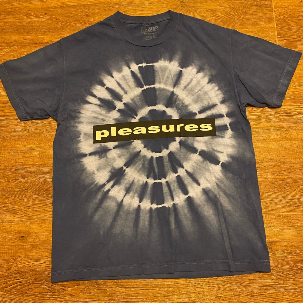 Pleasures blue surrealism t shirt